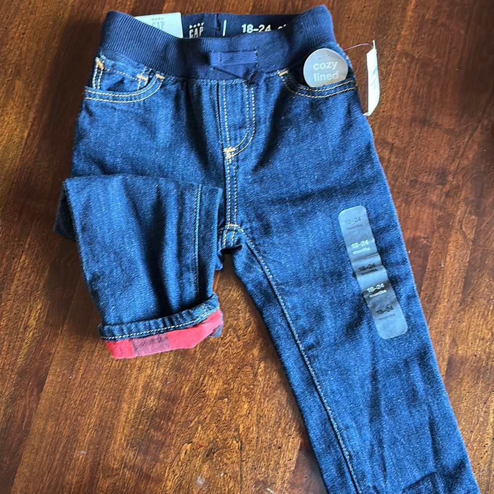 Baby Gap boys slim cut jeans 18-24 months. BNWT